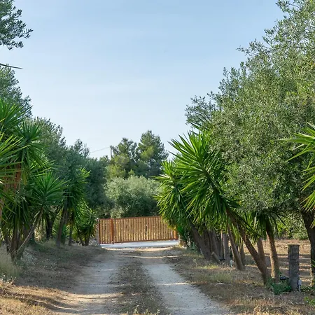 בית נופש Aluna Boutique Vasilikí