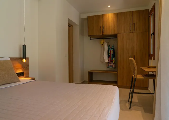 Aluna Boutique Vasilikí