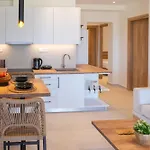 Aluna Boutique بيت للعطل
